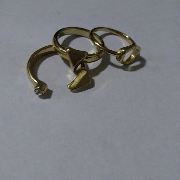 Fashion Rings - Picture 3 of 3